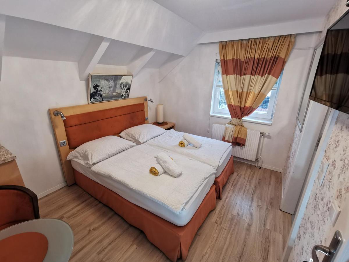 Pension Foehrenhain Герасдорф-бай-Він Екстер'єр фото